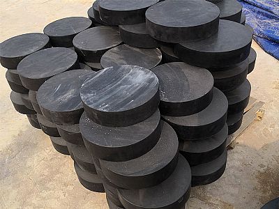 磐安县板式橡胶支座由若干层橡胶片与薄钢板经加压硫化